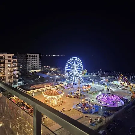 Mamaia Nord Vip Apartamento