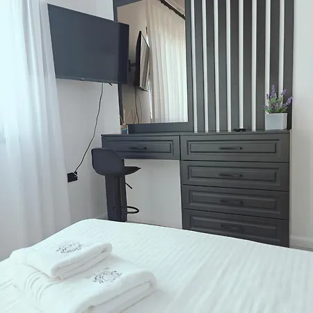Mamaia Nord Vip Navodari